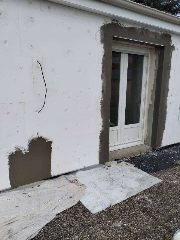 GENDARMERIE FACADE EN COURS 5