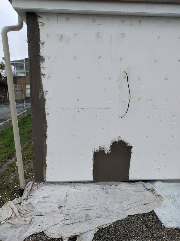 GENDARMERIE FACADE EN COURS 6
